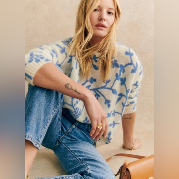 Sezane Sweaters - Floral Crewneck Sweater - Cream with Blue Floral